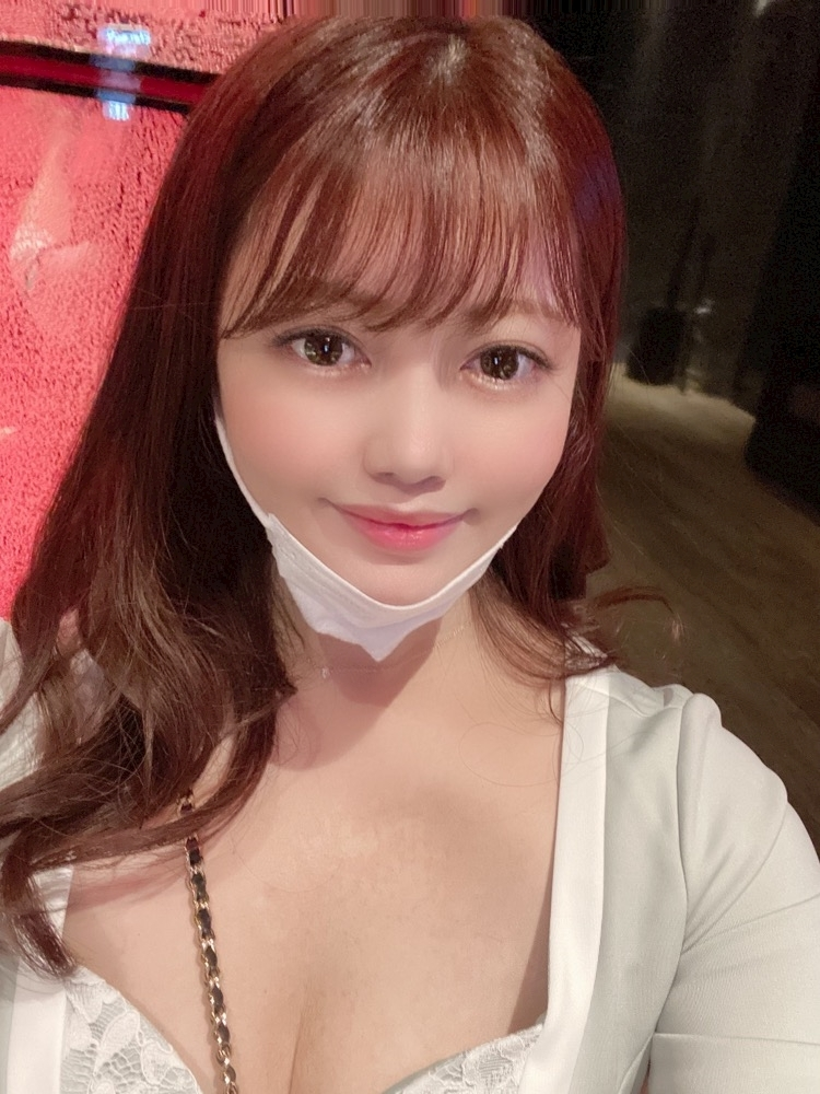 妃 えりな
