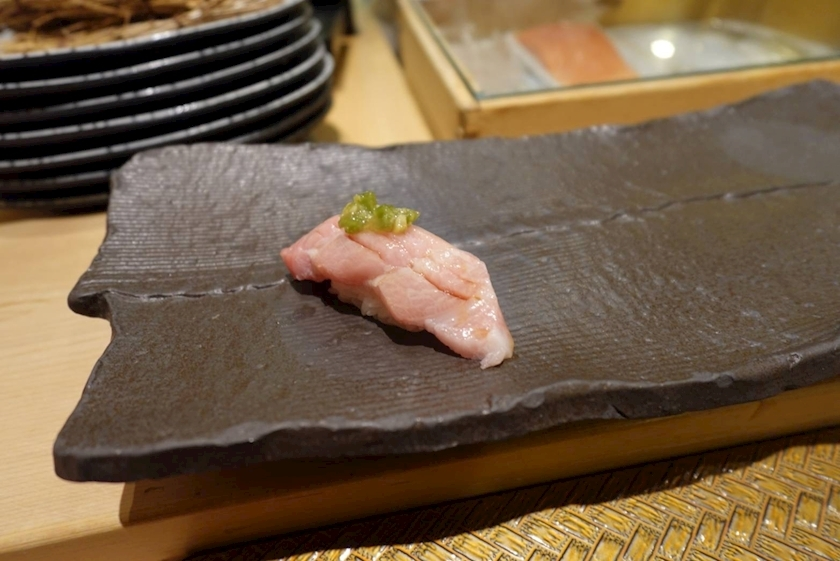 美波 ななみ