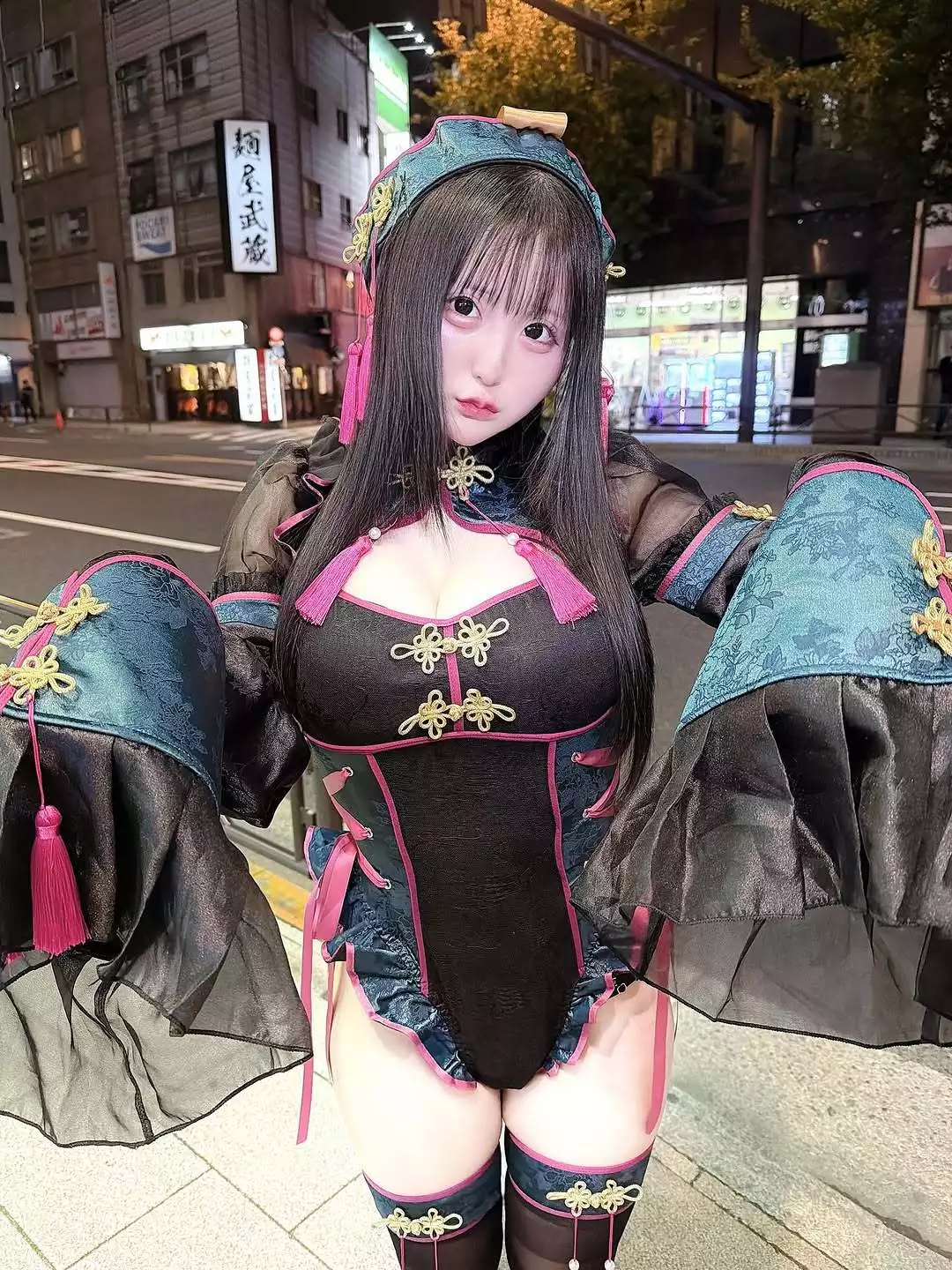 水無月 ゆゆ