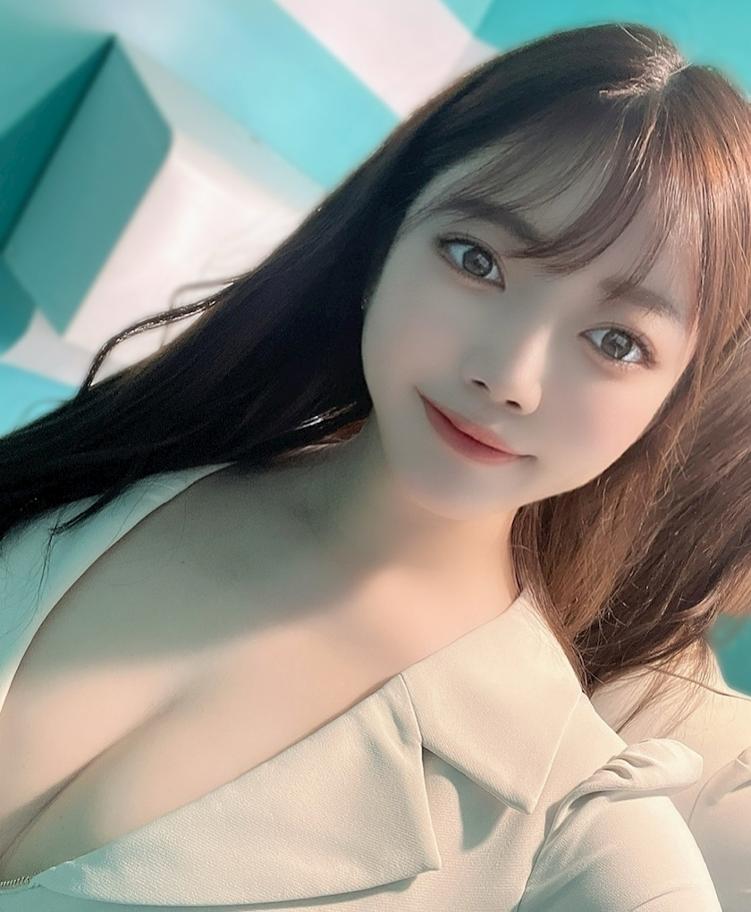妃 えりな