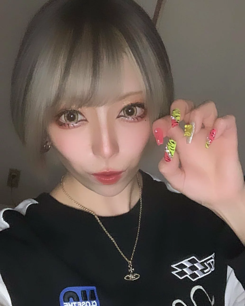 きら