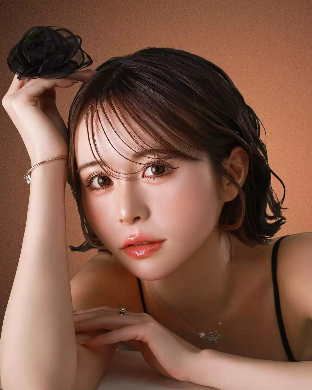 春川 みみ