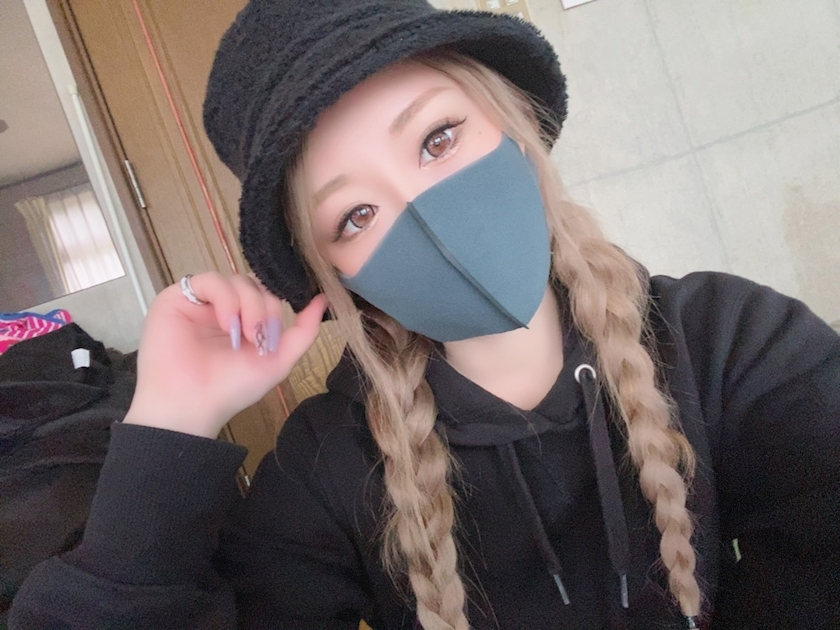 紗貴