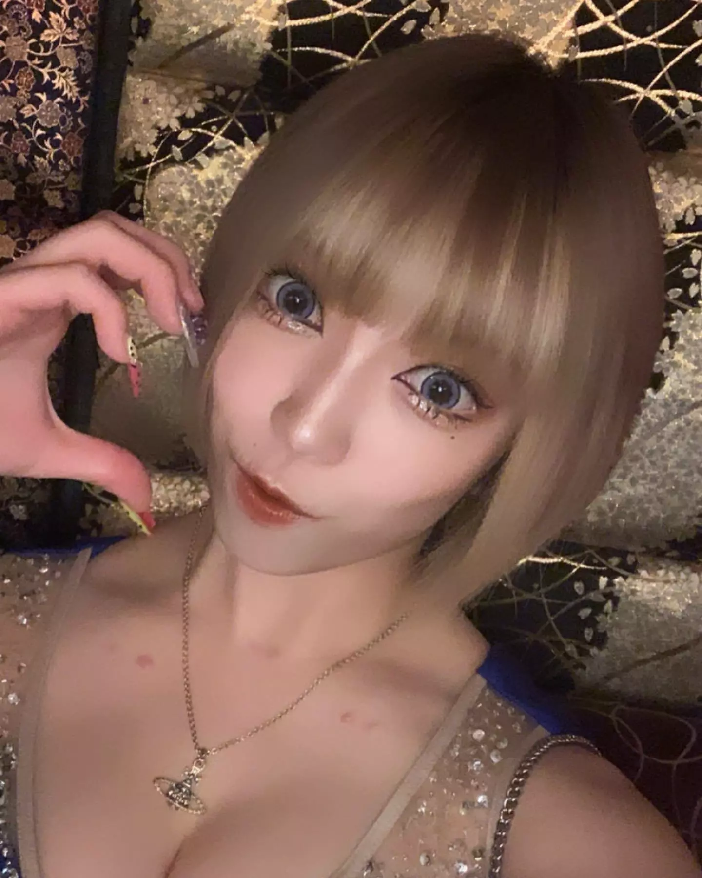 きら