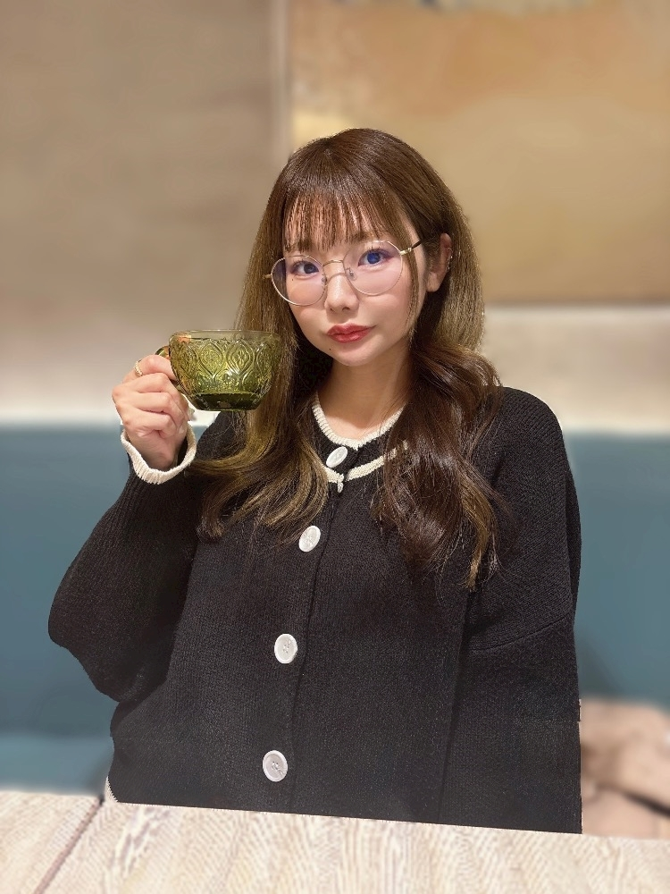 あみな
