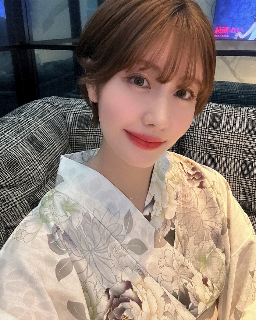 泉 りさ