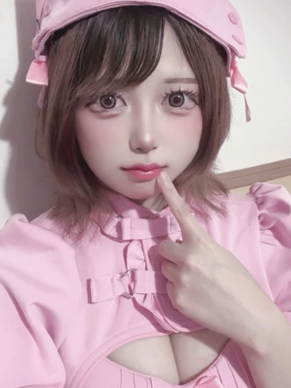 にこ