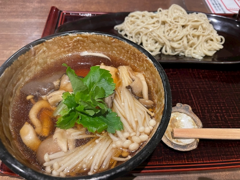 水城 百合