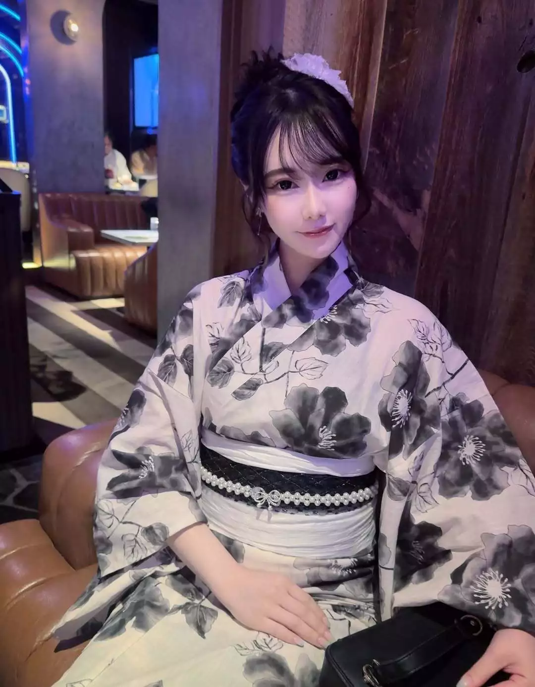 シオン