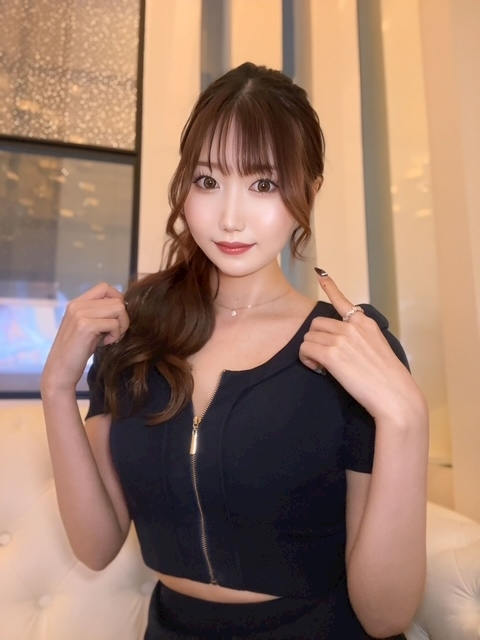 美波 ななみ