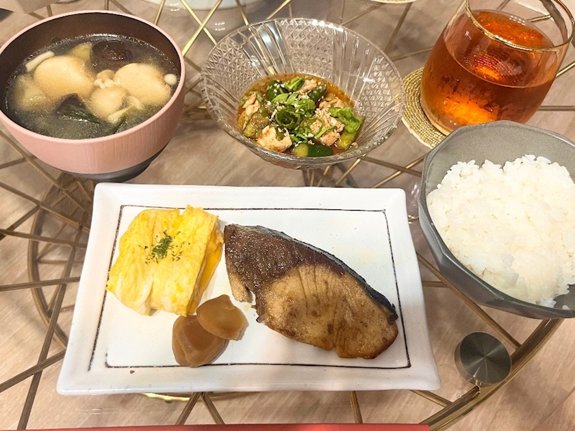 葉月 ひろみ