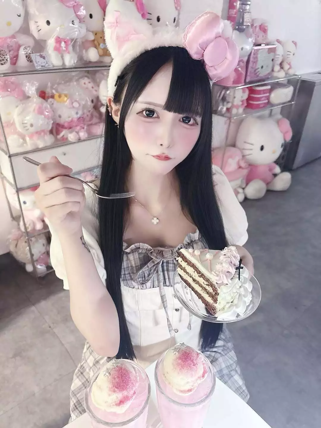 ねるにゅん