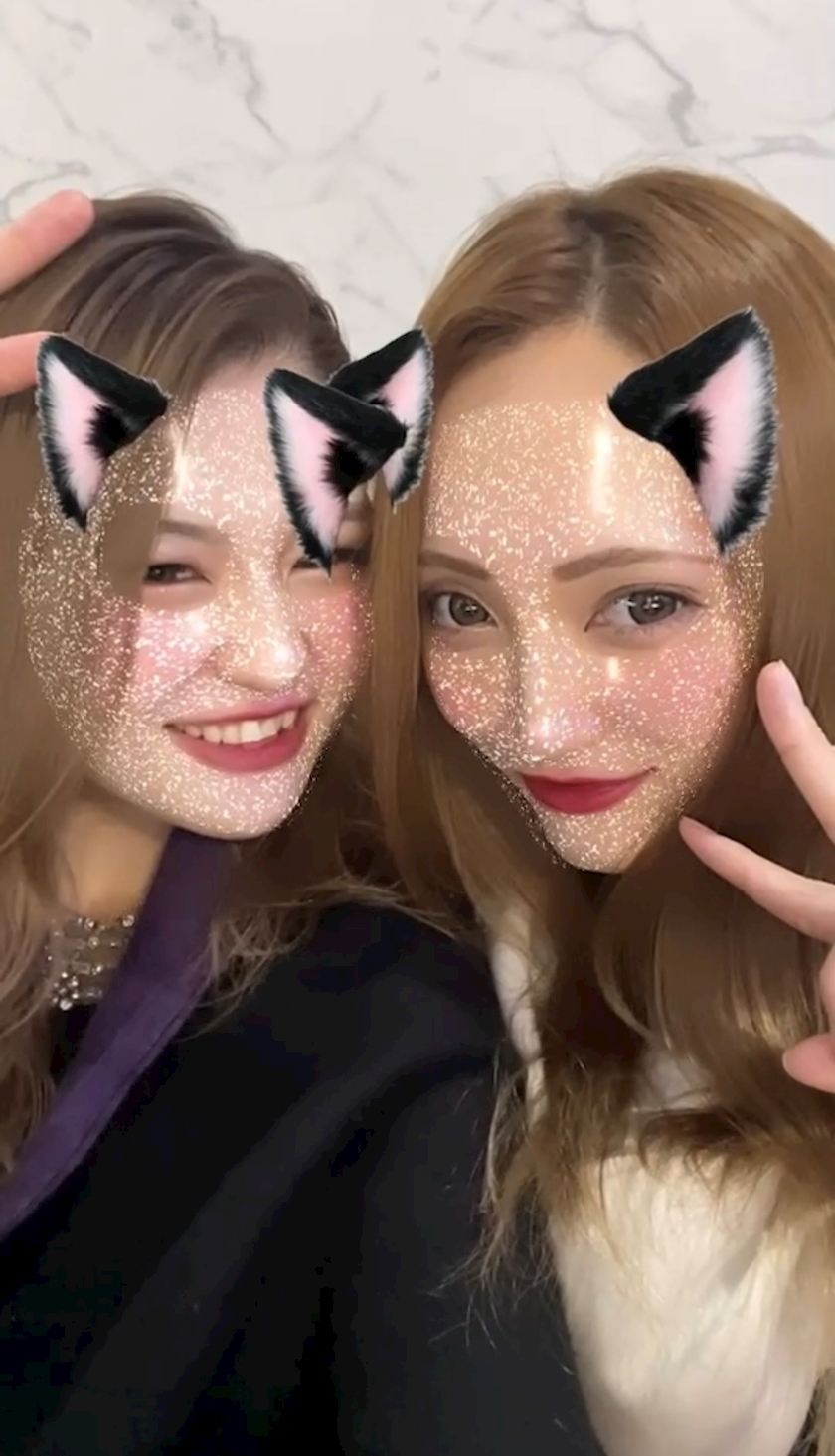あや