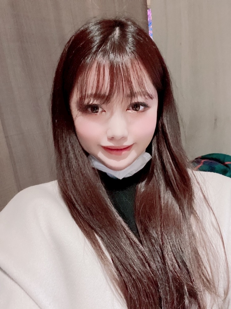 妃 えりな