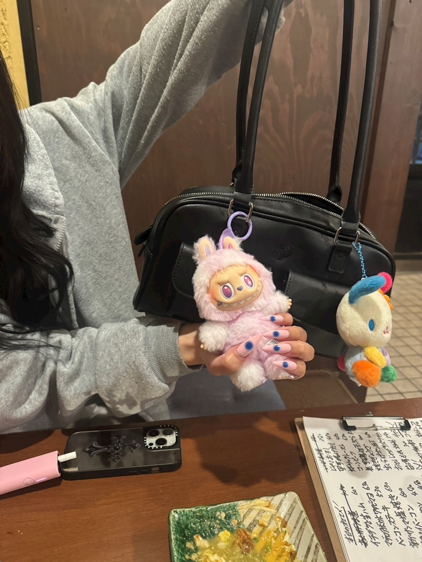 あや