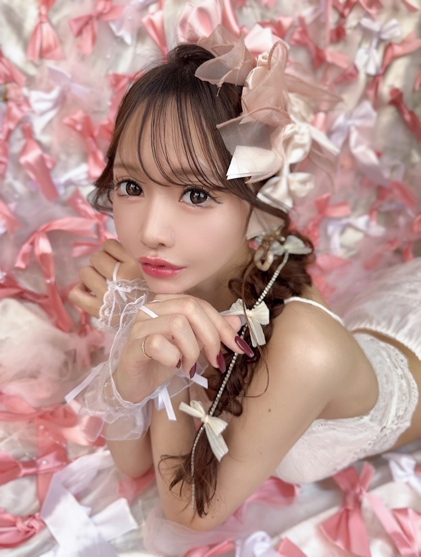 葉月 りほ