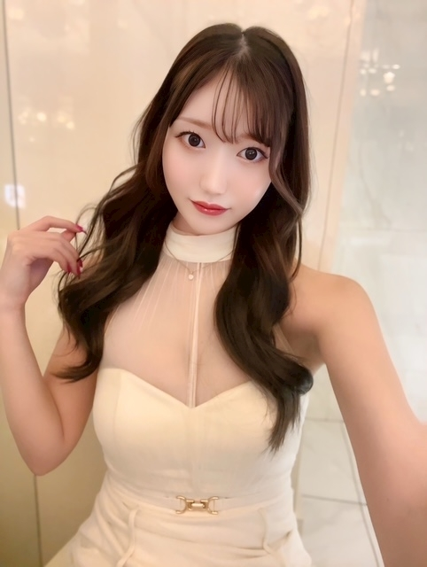 美波 ななみ