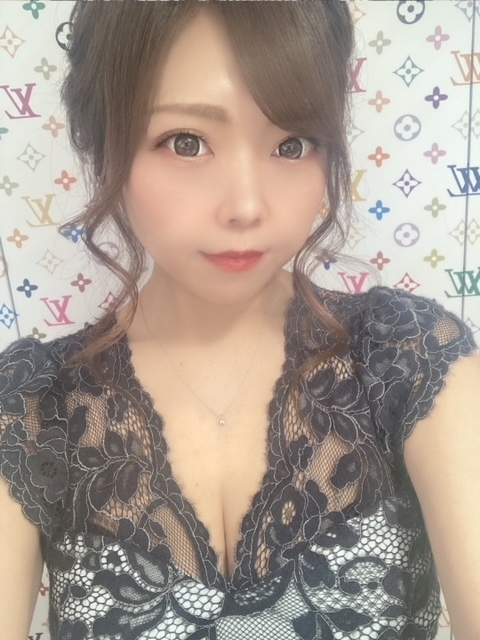 夏樹 あや