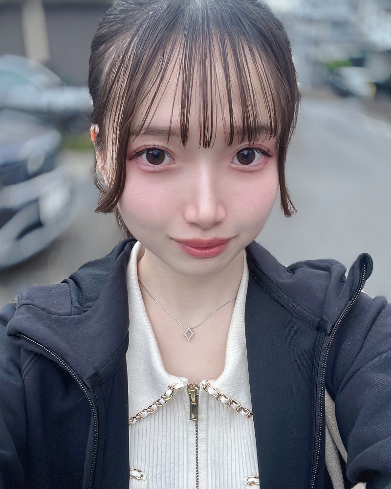 みいな
