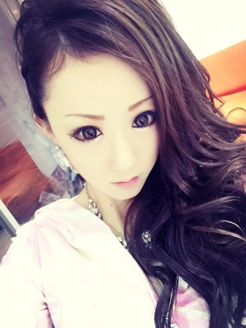 妃 えりか