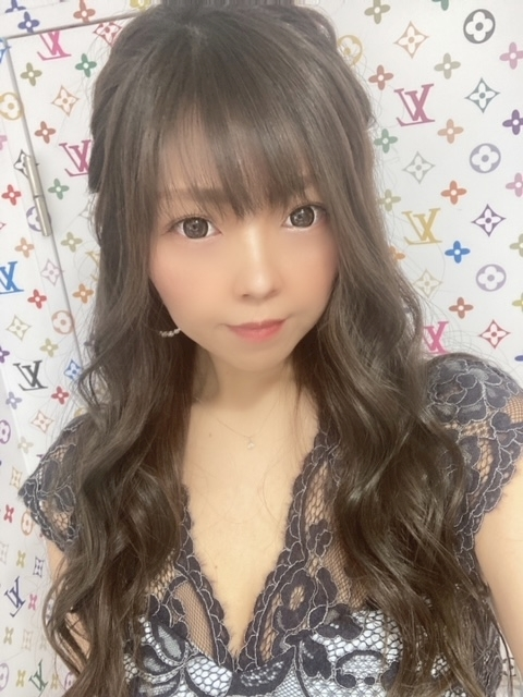 夏樹 あや