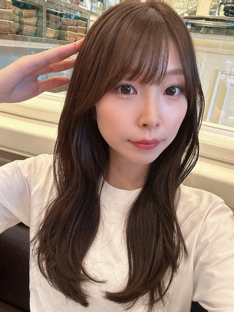 麗日 ひな