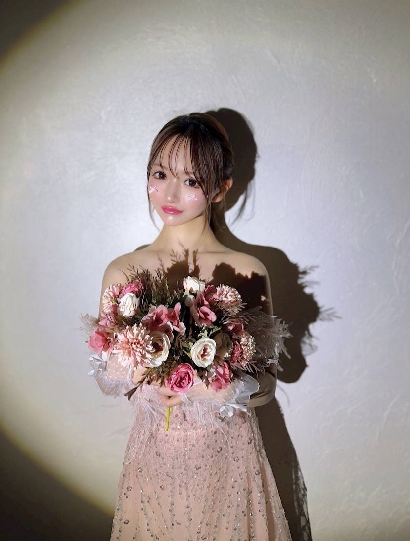 葉月 りほ