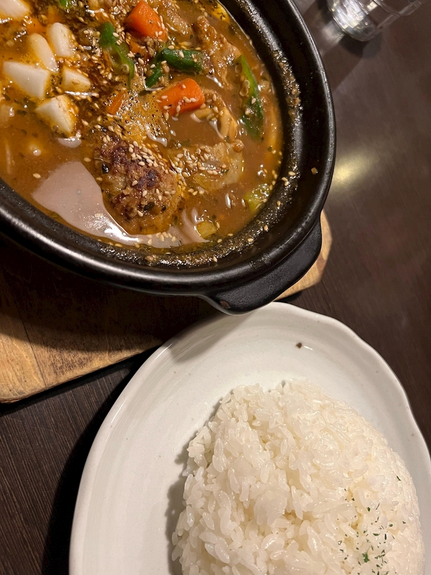 華月 まお