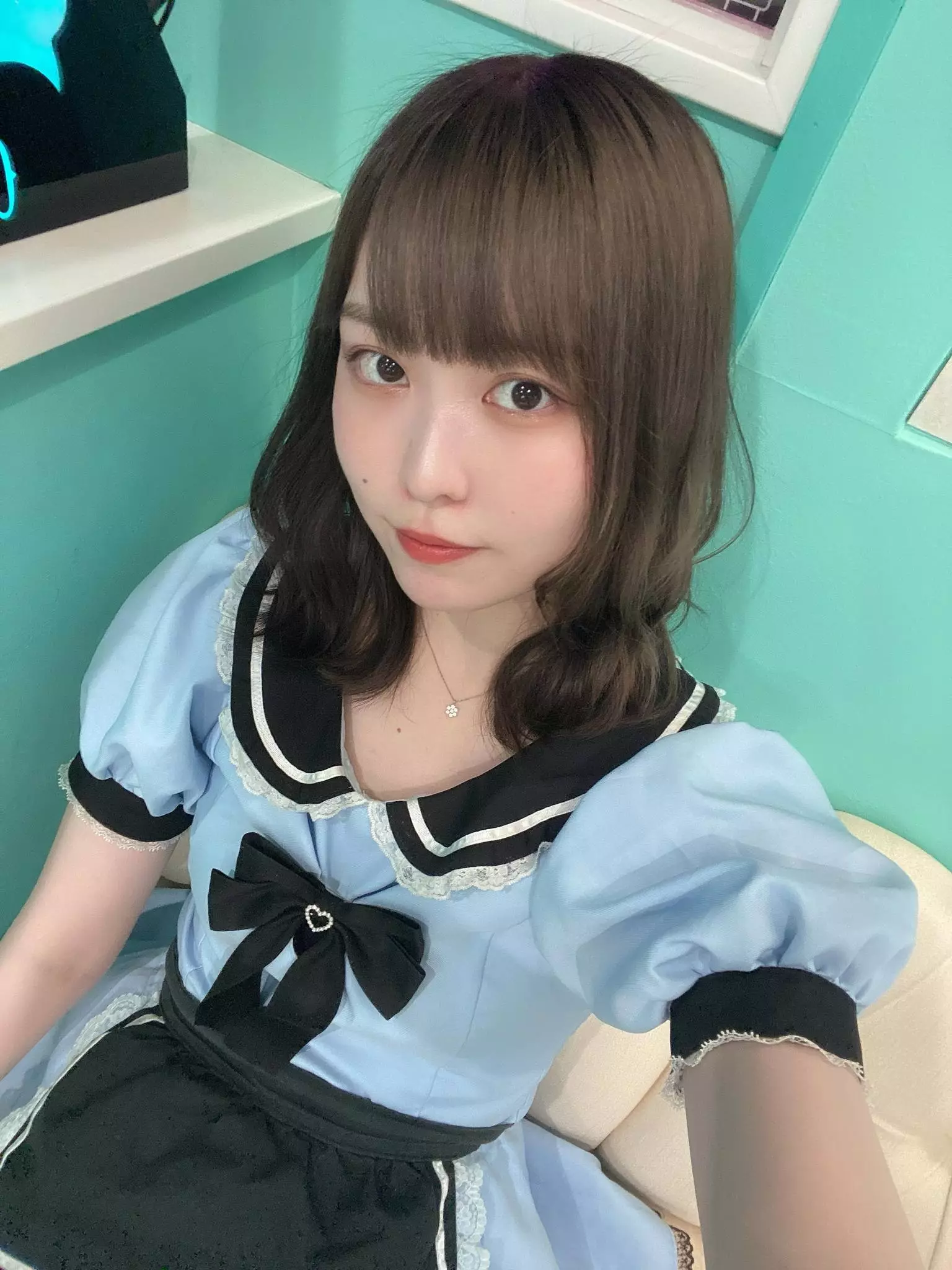 にこ