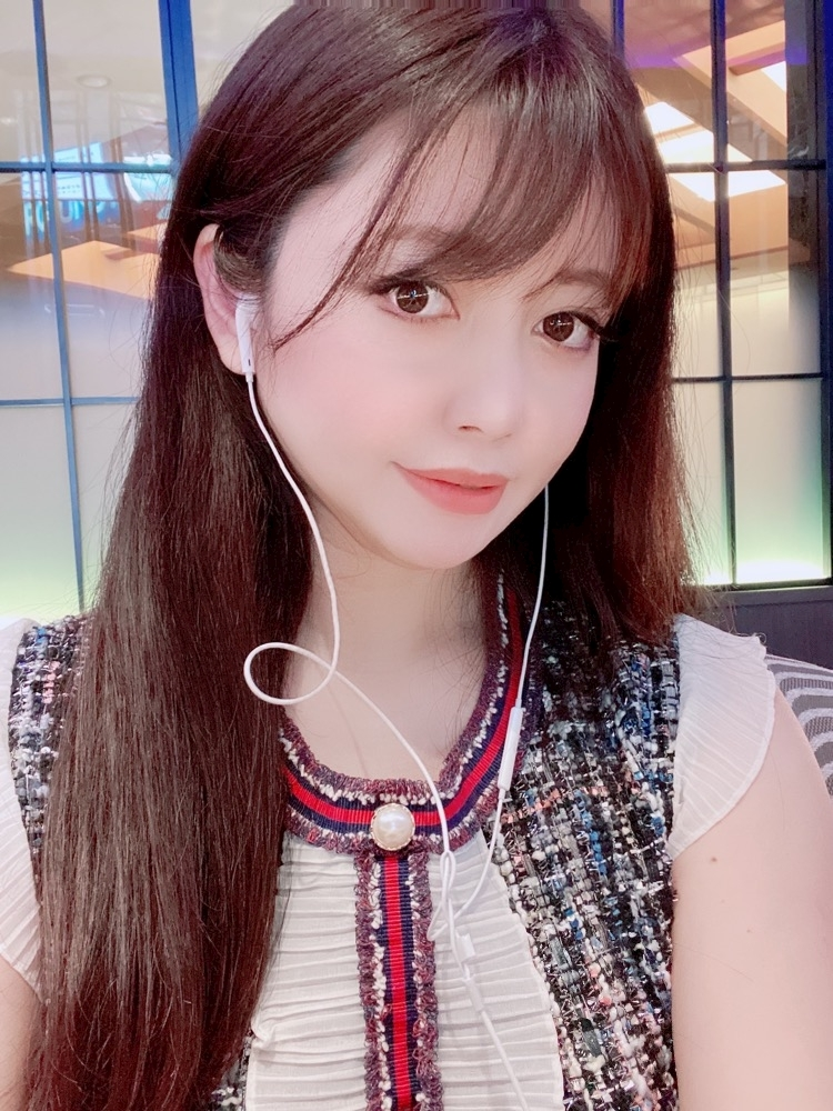 妃 えりな