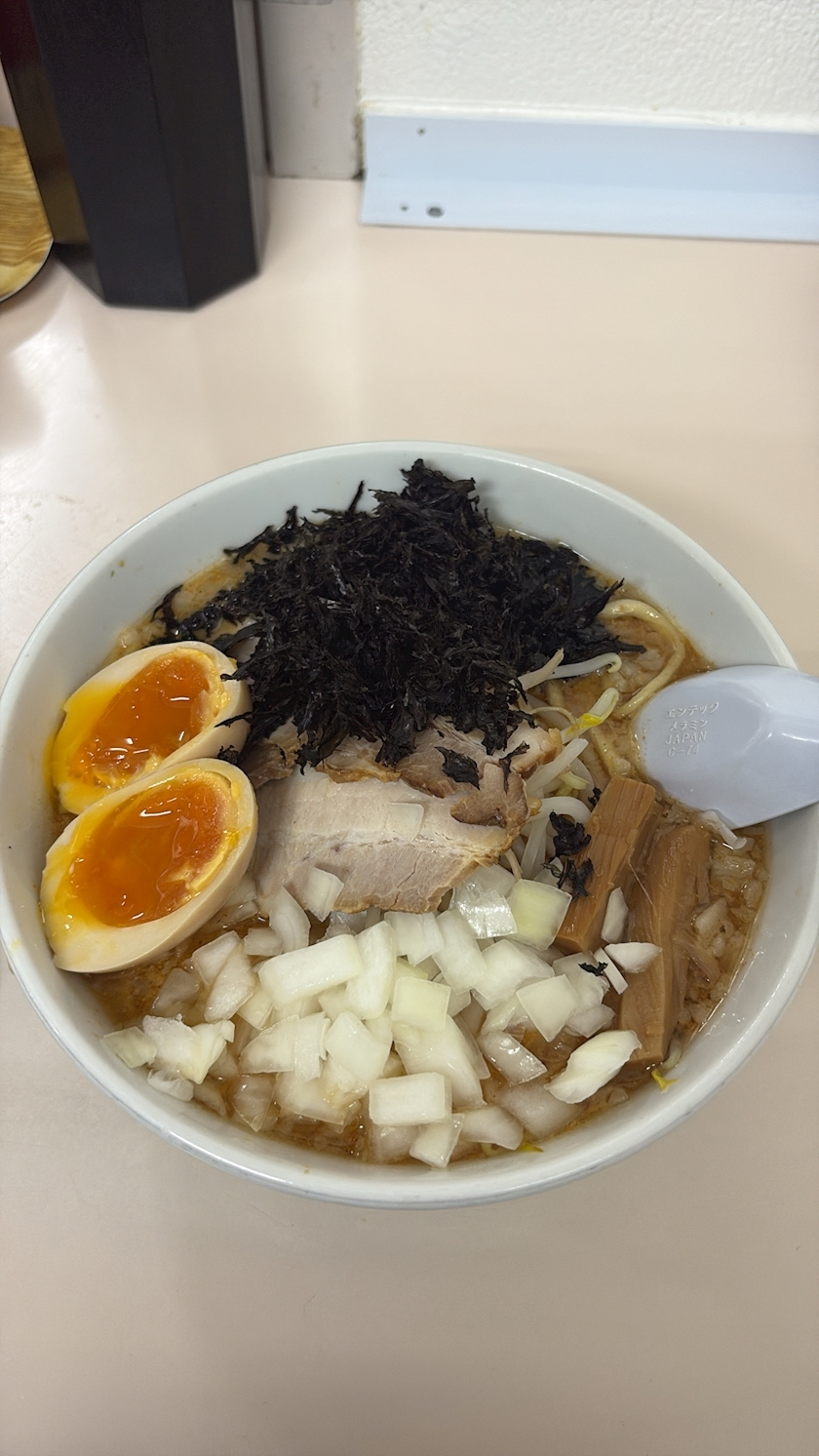 佐野 エマ