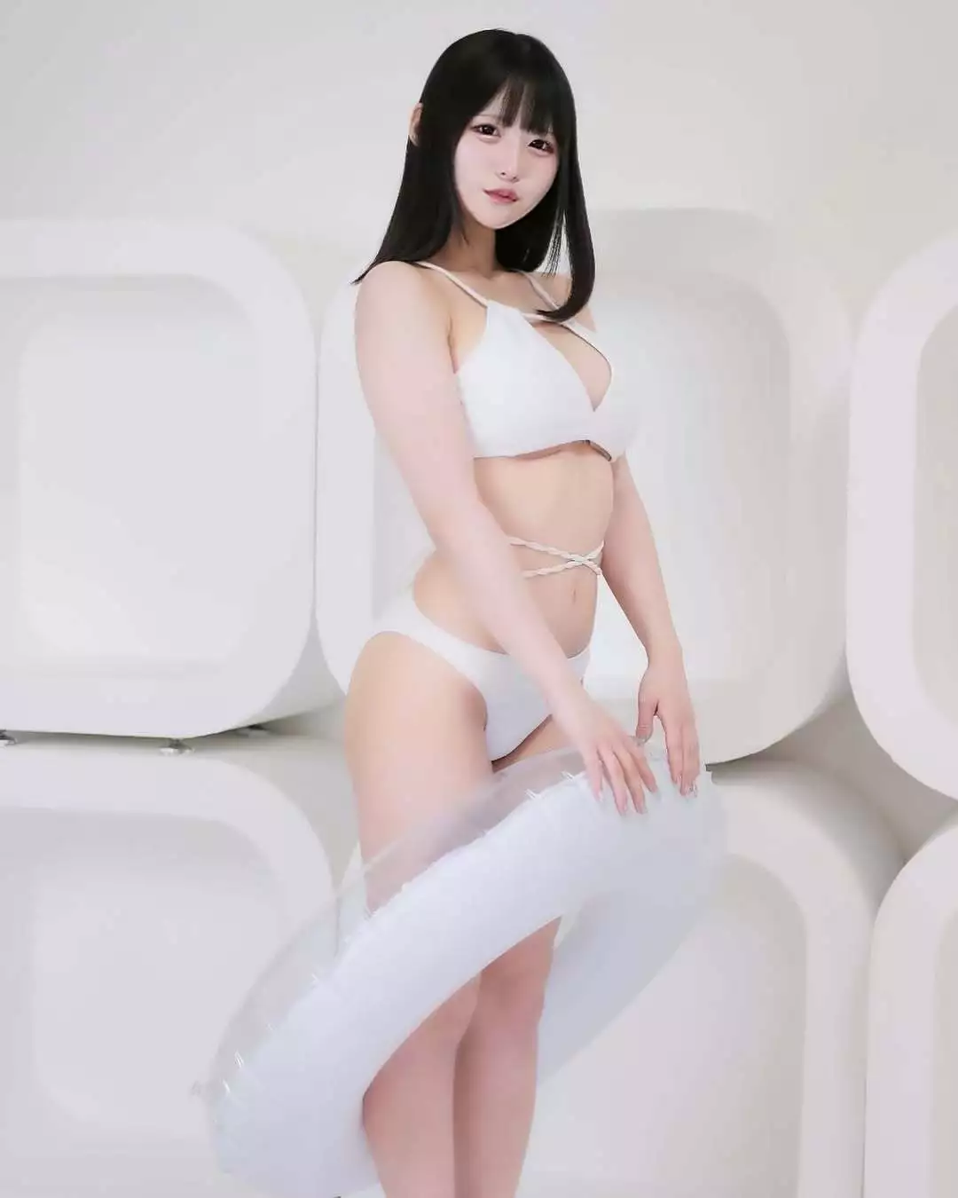 水無月 ゆゆ