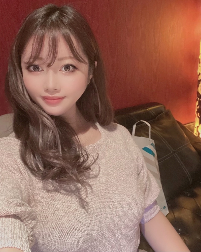 妃 えりな