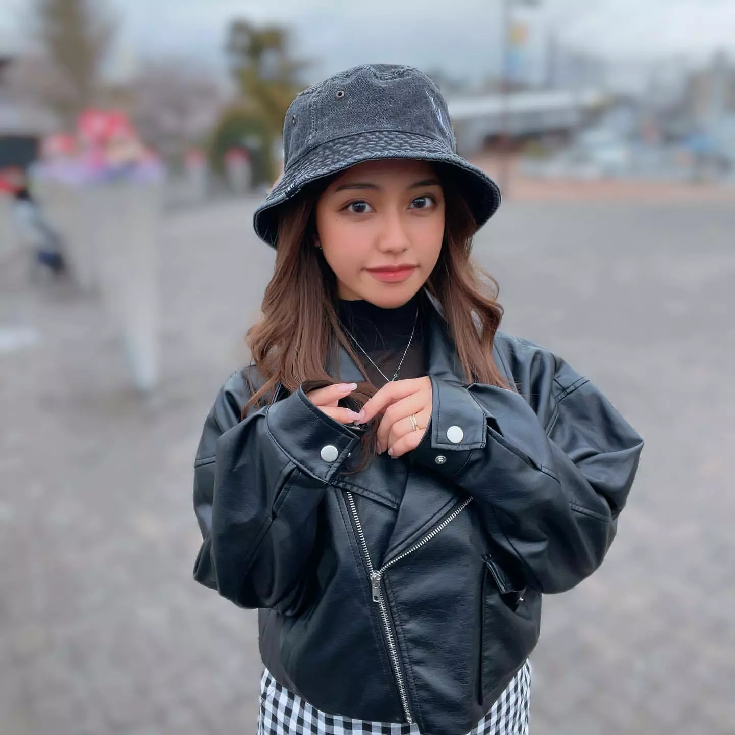 ニナ