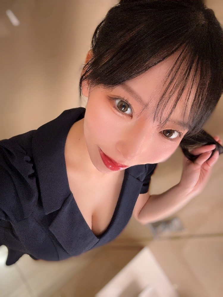 皐月 いおり