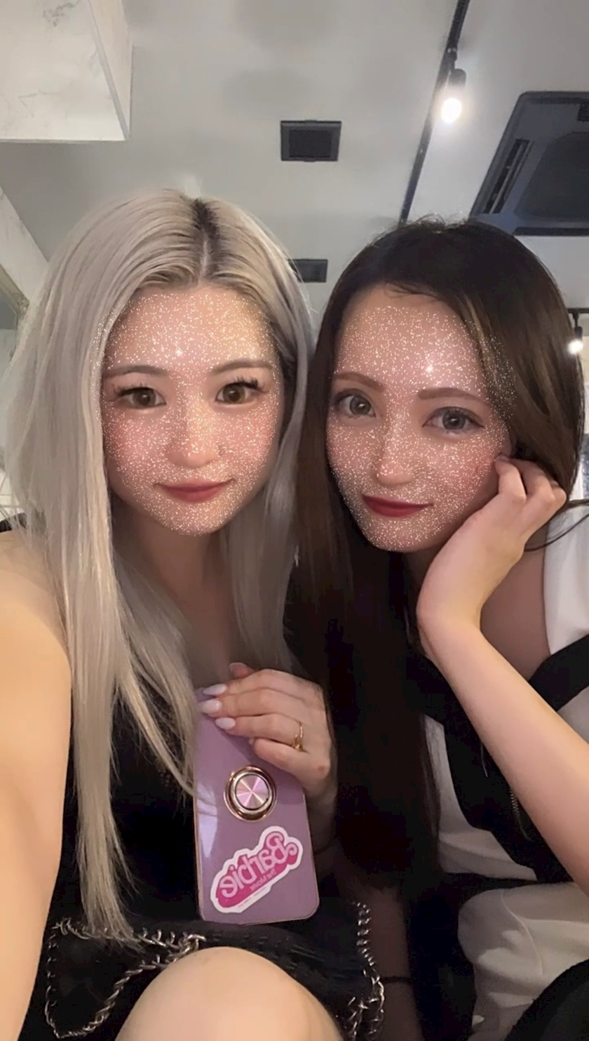 あや