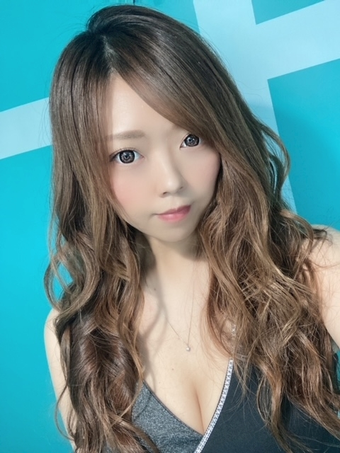 夏樹 あや