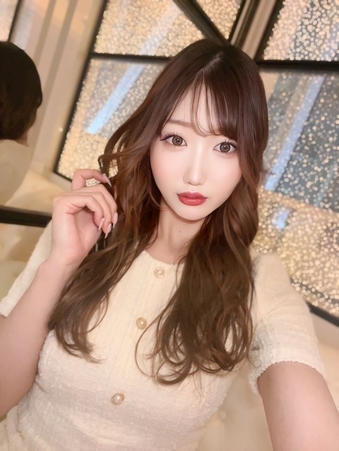 美波 ななみ