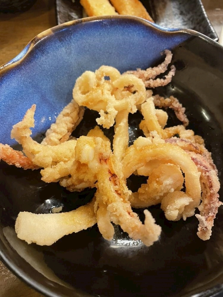 朝倉 しおり