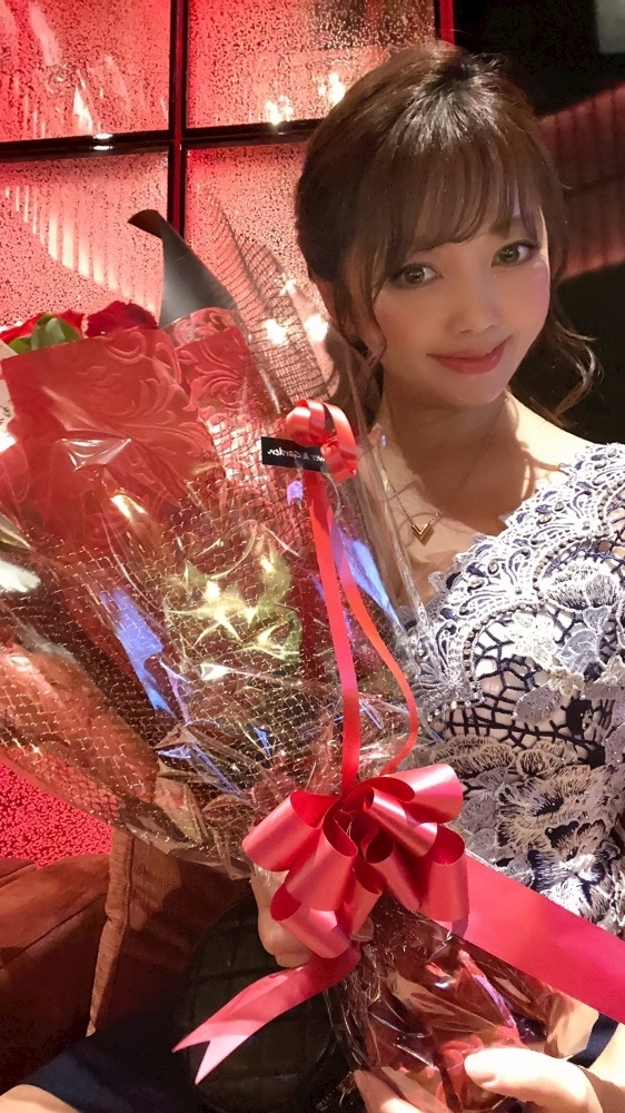 妃 えりな