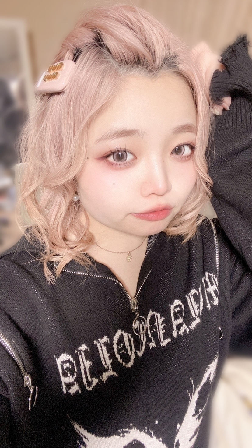 美吉 アユム