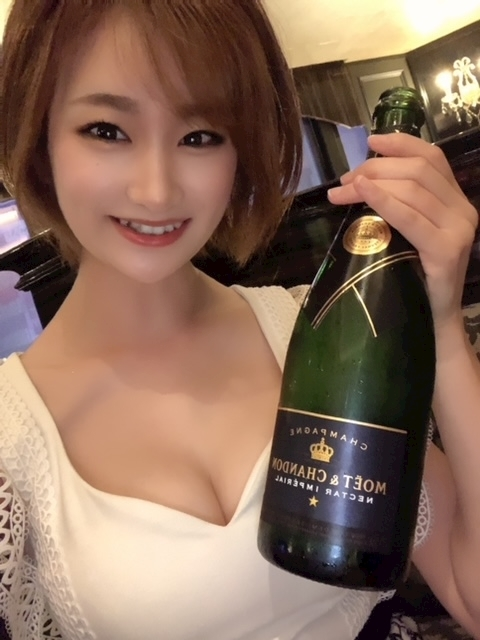 妃乃 すず