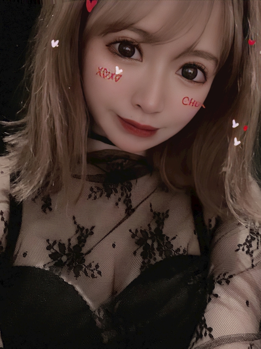 葉月 りほ