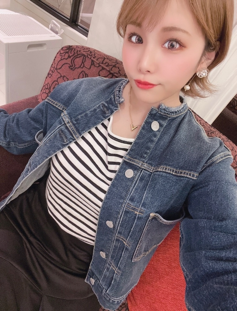 亜紗倉 しづか
