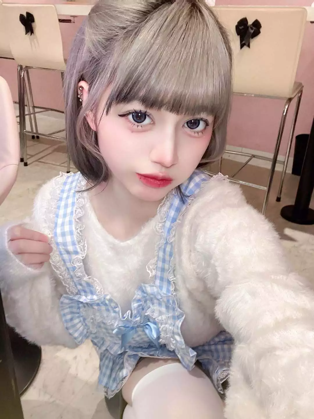 てぃな