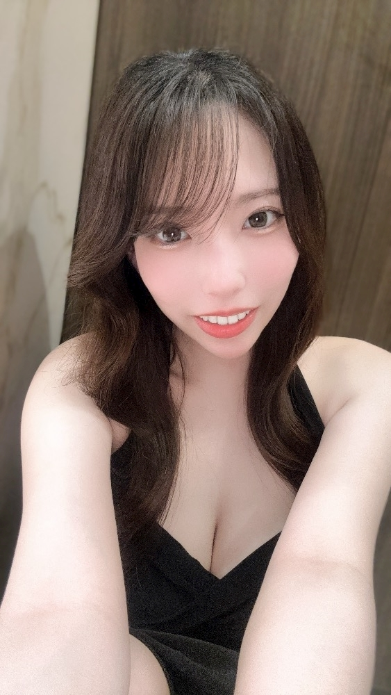 皐月 いおり