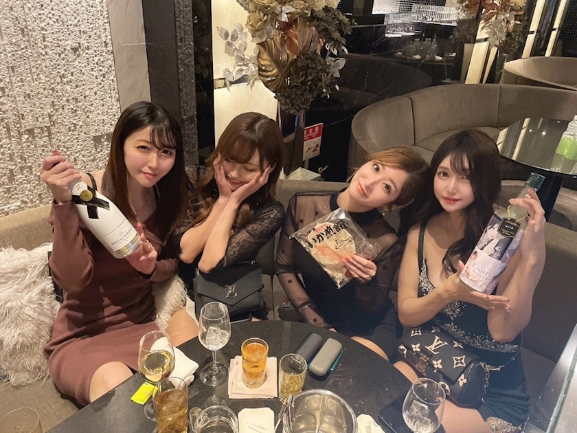 雛咲 のあ