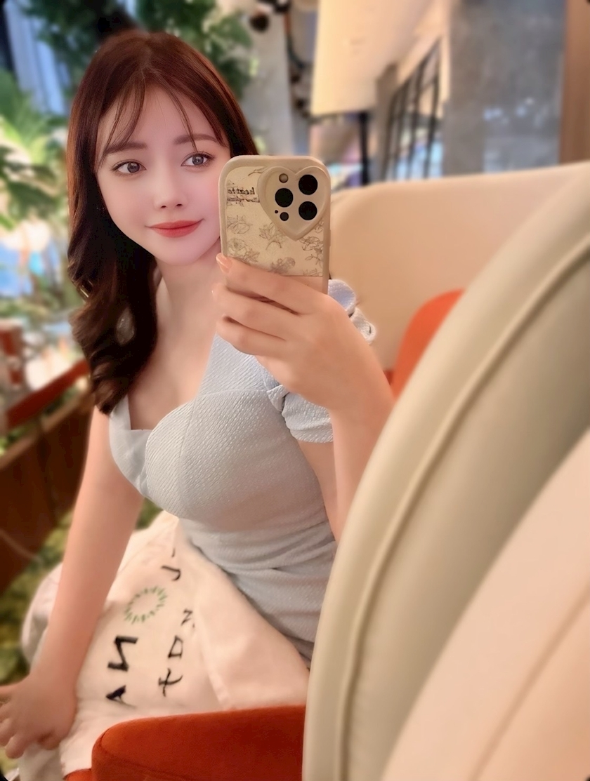 妃 えりな