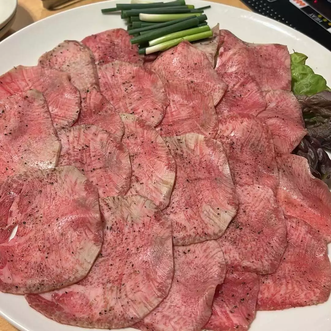 まい