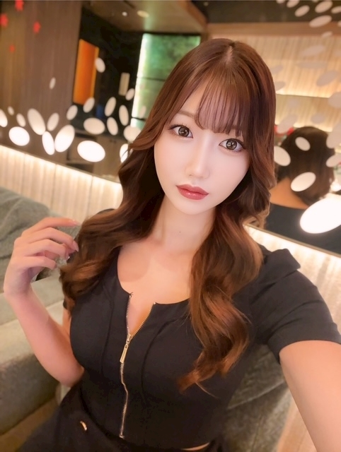 美波 ななみ